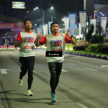 Runner Photo 4966245