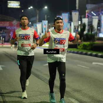 Runner Photo 4966248