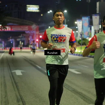Runner Photo 4966250