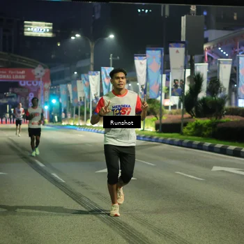 Runner Photo 4966270