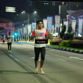 Runner Photo 4966272