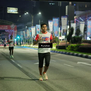 Runner Photo 4966273
