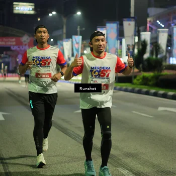 Runner Photo 4966282