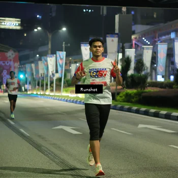 Runner Photo 4966285