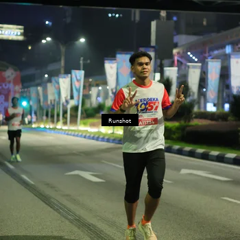Runner Photo 4966288