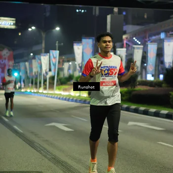 Runner Photo 4966289