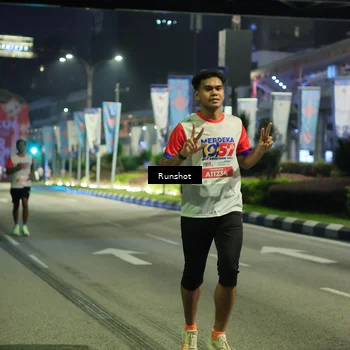 Runner Photo 4966292