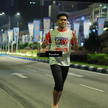 Runner Photo 4966299