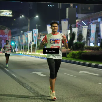 Runner Photo 4966307