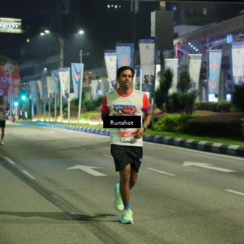 Runner Photo 4966315