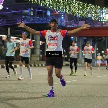 Runner Photo 4966387