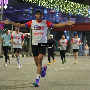Runner Photo 4966431