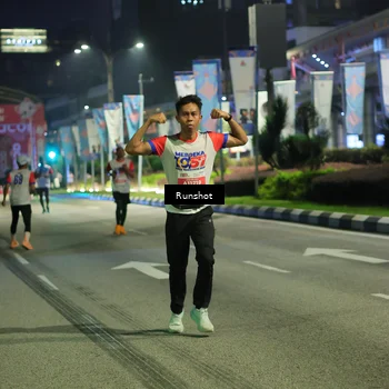 Runner Photo 4966435
