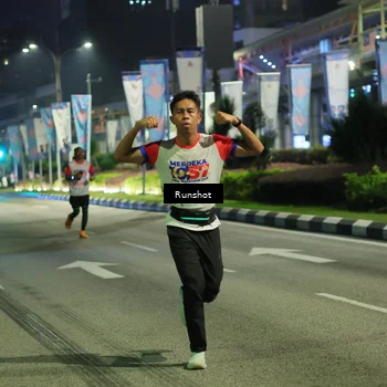 Runner Photo 4966443