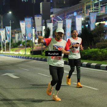 Runner Photo 4966486