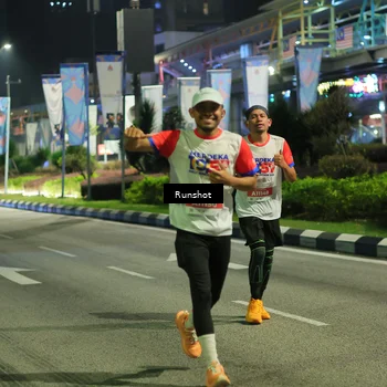 Runner Photo 4966489
