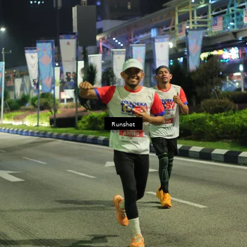 Runner Photo 4966491