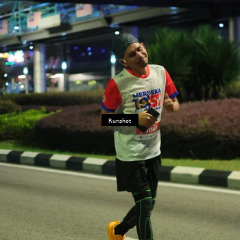 Runner Photo 4966504