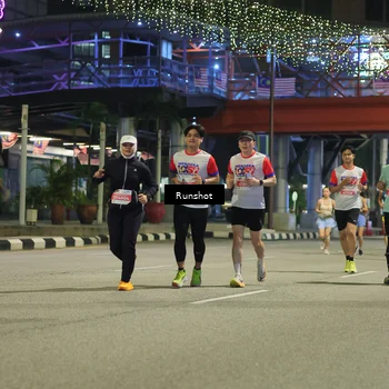 Runner Photo 4966543