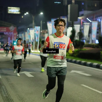 Runner Photo 4966747