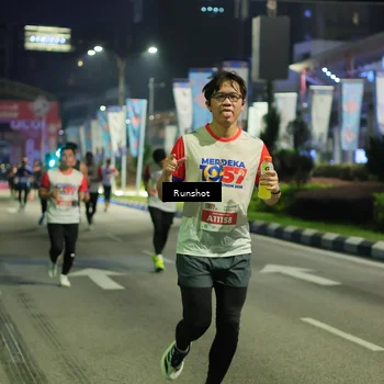 Runner Photo 4966750