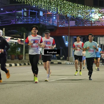 Runner Photo 4966875