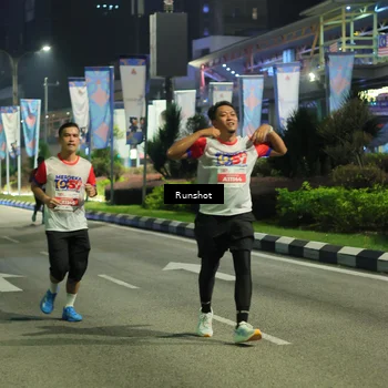 Runner Photo 4966978