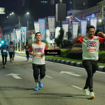 Runner Photo 4967002