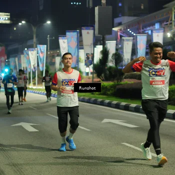 Runner Photo 4967005