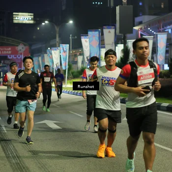 Runner Photo 4967127