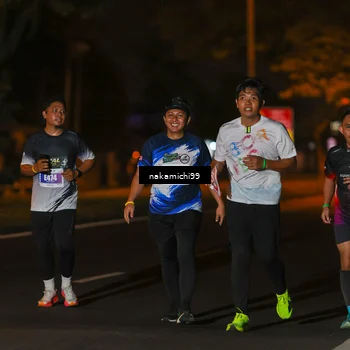 Runner Photo 4967187
