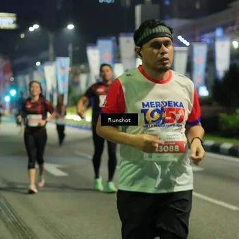 Runner Photo 4967240