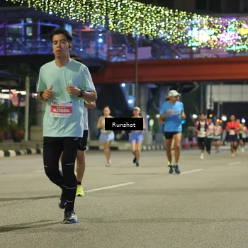 Runner Photo 4967307