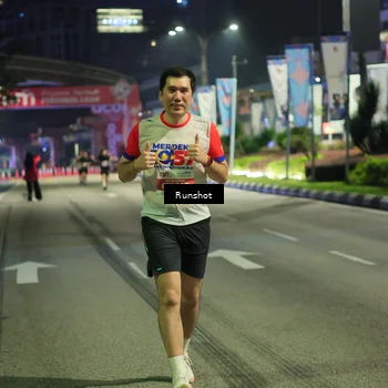 Runner Photo 4967472