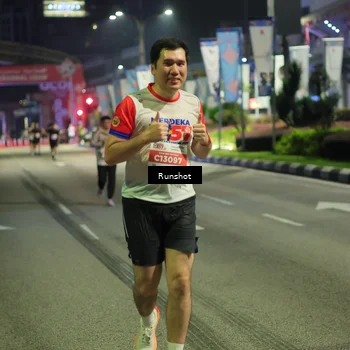 Runner Photo 4967481