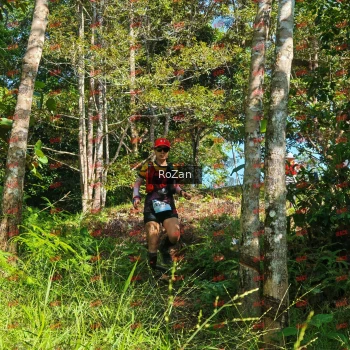 Runner Photo 4975