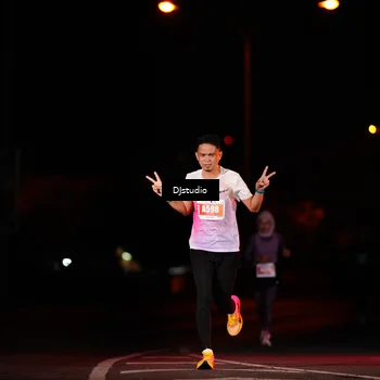 Runner Photo 4976090