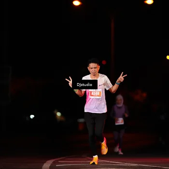 Runner Photo 4976093