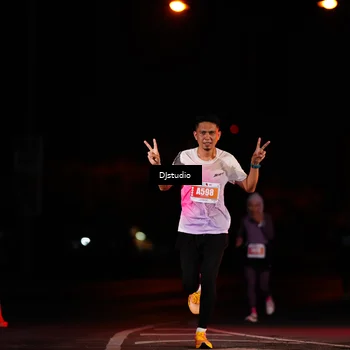 Runner Photo 4976096