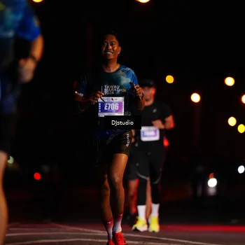 Runner Photo 4976187