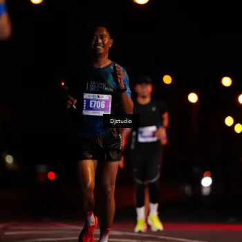Runner Photo 4976194