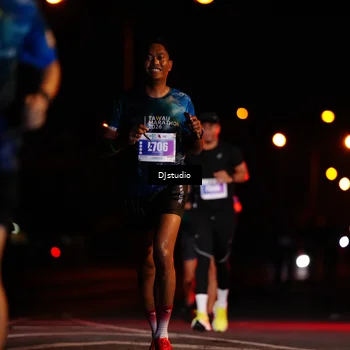Runner Photo 4976200