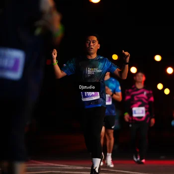 Runner Photo 4976247