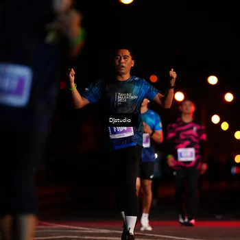 Runner Photo 4976248