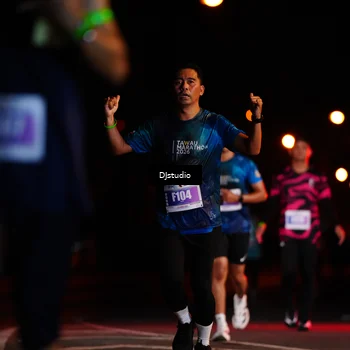 Runner Photo 4976252