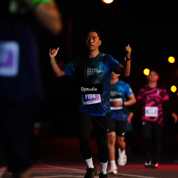 Runner Photo 4976253