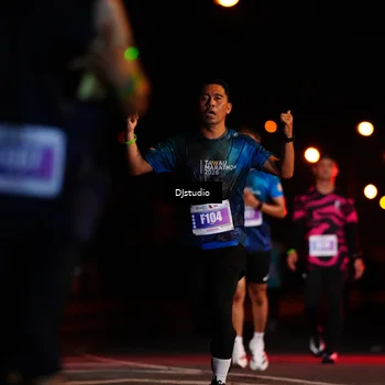 Runner Photo 4976259