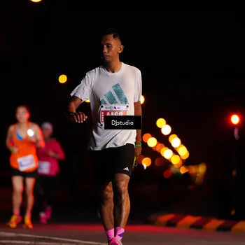 Runner Photo 4976324
