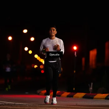 Runner Photo 4976341