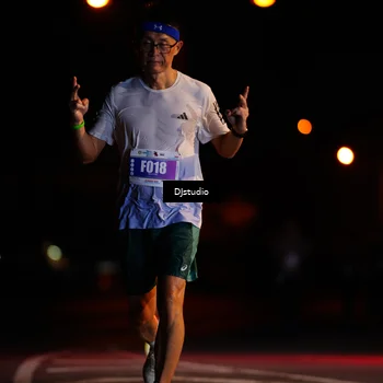 Runner Photo 4976419